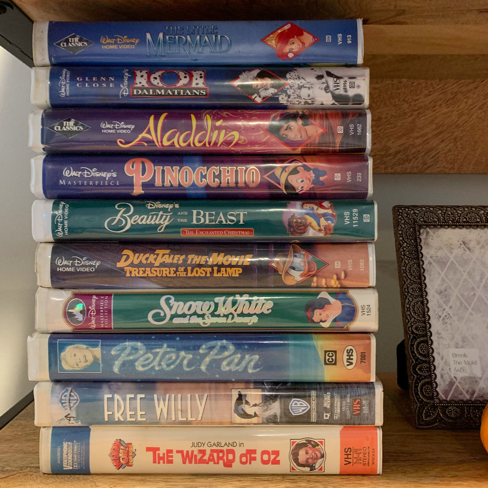 Disney VHS - (Plus Free Willy and Wizard of Oz)